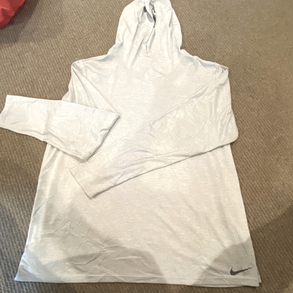 Women’s Nike dry fit hoodie